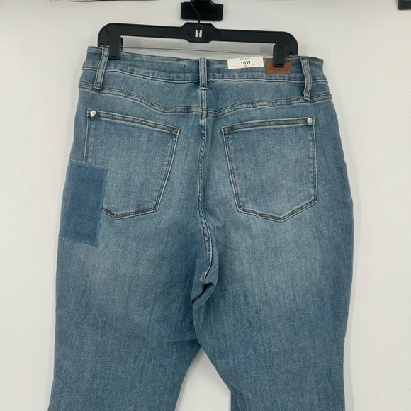 Judy Blue Women’s 16W Boyfriend Fit Jeans Patchwork‎ High Rise JB88499 NWT - Picture 4 of 13
